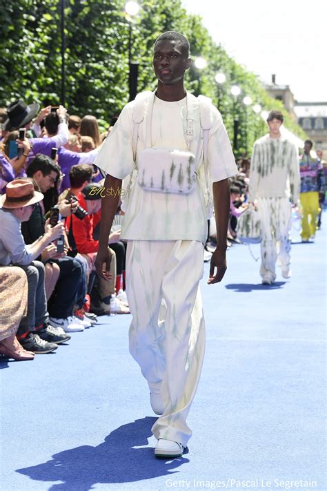 louis vuitton virgil abloh vest|Virgil Abloh final collection.